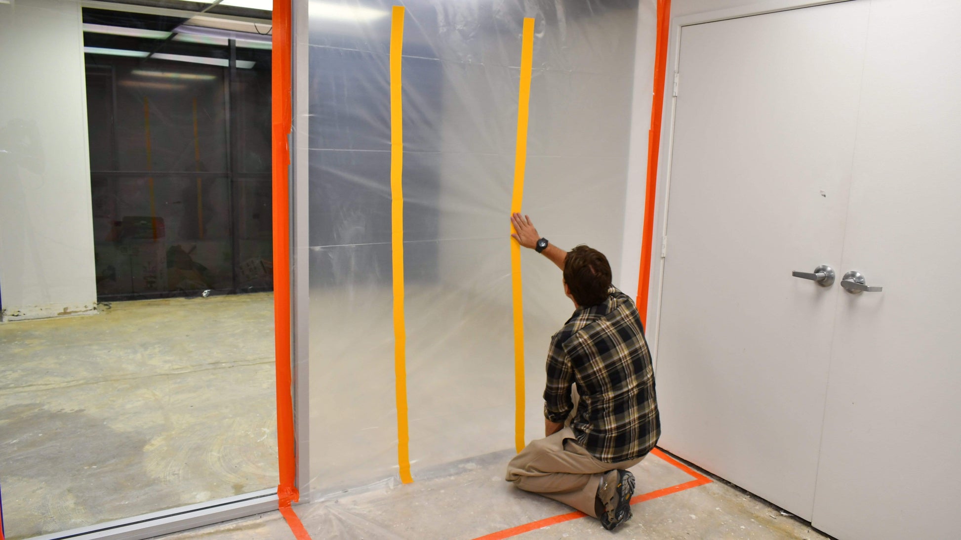 RE-U-ZIP DUST BARRIER SYSTEM Construction RE-U-ZIP™ MOUNTING STRIPS -12 PACK